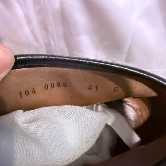 Gucci Black Suede Loafers with Gold Accent - Picture 4 of 4